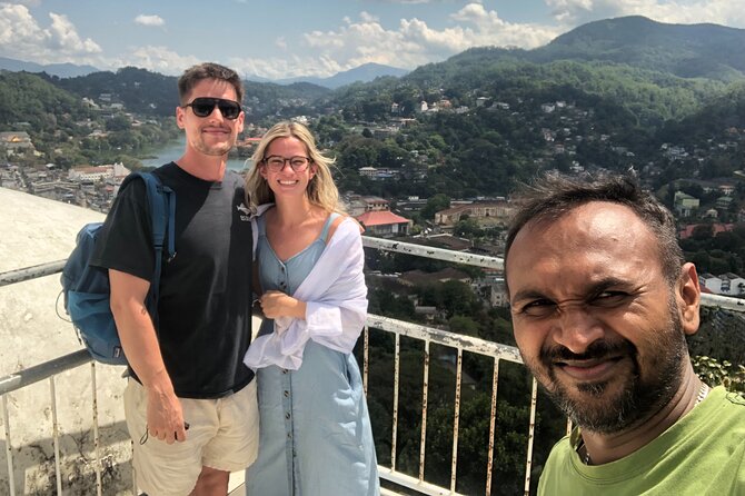 Kandy TukTuk tour with Local Tour Guide - Meet Dinesh Perera: Local Kandy Energy With Practical Planning