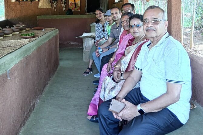 Multi Day Round Private Tour in Sri Lanka - Day 3: Peradeniya gardens, tea at Oak Ray, and Little England in Nuwara Eliya