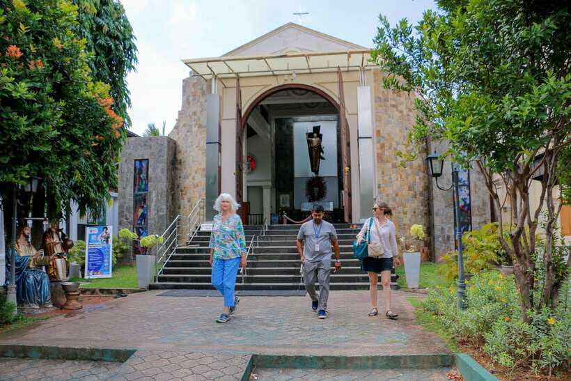 Negombo: CITY TOUR by Car with Professional Guiding - Our Lady of Good Voyage over the Indian Ocean