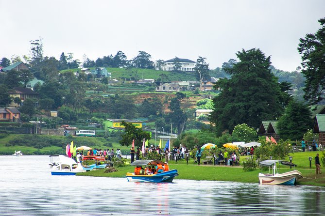 Nuwara Eliya Highlands from Kandy - Victoria Park of Nuwara Eliya: Little England stroll