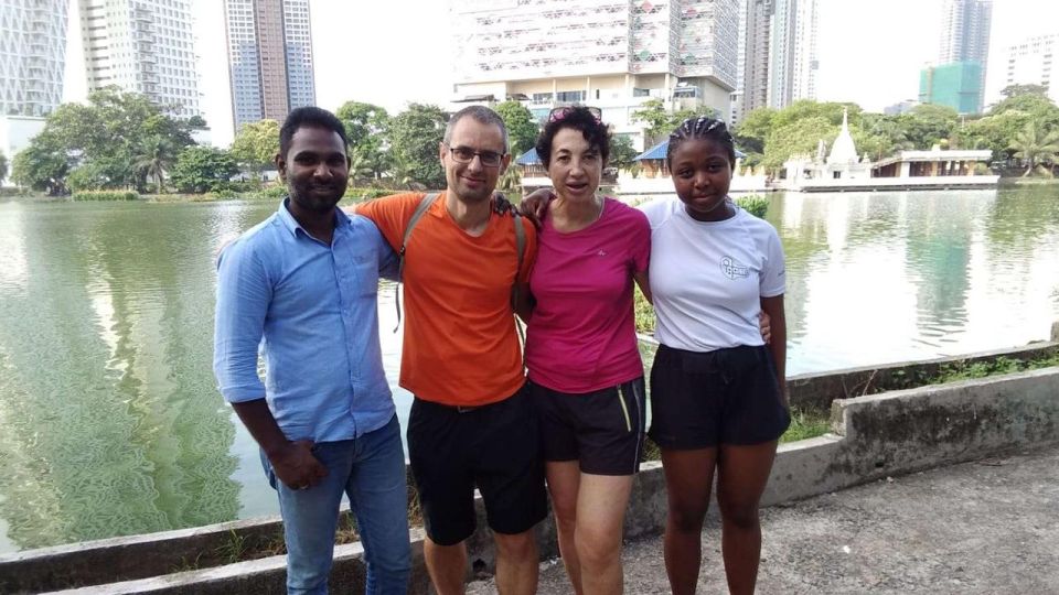 Personal Guided Colombo City Tour by Tuk Tuk - All Inclusive - Viharamahadevi Park, Independence Memorial Hall, and Tea Tasting