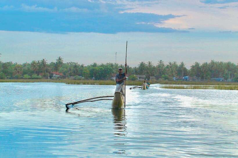Pottuvil Lagoon Eco Tour : Mangrove Adventure in Arugam Bay - What to bring (and what to leave behind)