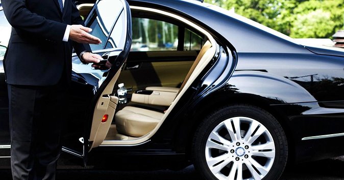 Private arrival transfer from the Airport to your booked hotel in Negombo - Key things I’d focus on before booking