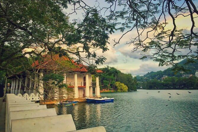 Private Car & English-Speaking Driver – Sri Lanka Island wide - English-Speaking Driver + Local Guidance That Feels Useful