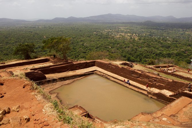 Private Day Tour from Colombo to Sigiriya, Dambulla & Pidurangala - Pidurangala rock climb: the few-hours challenge with the best views