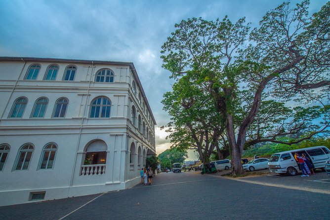 Private Day Tour to Galle from Colombo - Tsunami Photo Museum: education that hits with real context