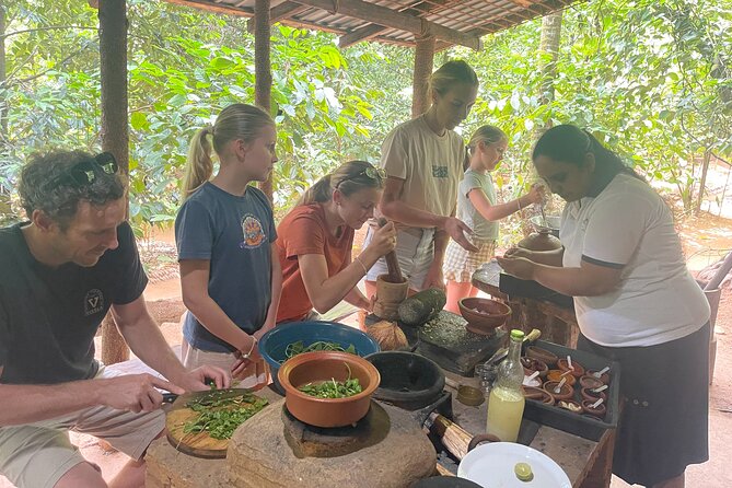 Private Kandy Authentic Cooking Class - Primitive Tools Plus Modern Help: The Cooking Skill Transfer You Want