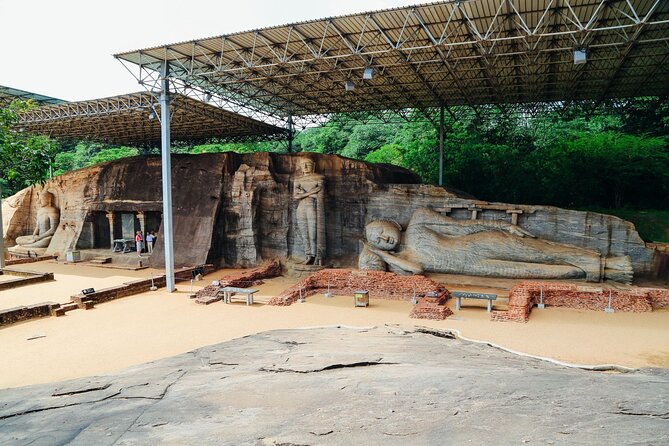 Private Polonnaruwa Sightseeing Day Tour from Sigiriya - What you actually get: private vehicle, written guide, and optional site narration