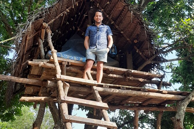 Private Sigiriya Day Tour and Authentic Sri Lankan Lunch Buffet - Oak Ray Woodcarving: what to expect from the 30-minute stop