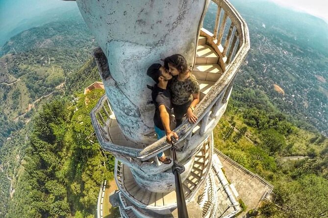 Private Sri Lanka Tour & Hike Experience to Ambuluwawa Tower - The private setup: pickup, driving time, and a smooth day flow