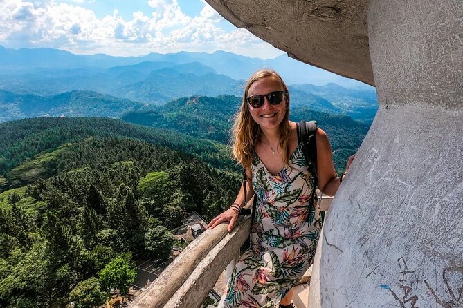 Private Sri Lanka Tour & Hike Experience to Ambuluwawa Tower - Temples and shrines around Ambuluwawa: what you’ll notice beyond the view
