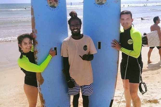 PRIVATE Surf lesson for Beginners Couple - Catching unbroken waves: how the lesson builds confidence