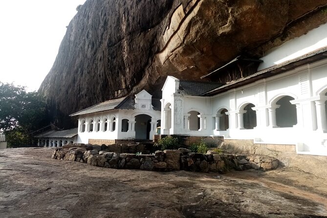 Rock Fortress and Dambulla Cave Temple Day Excursion from Kandy - Entering Sigiriya: why the early start matters