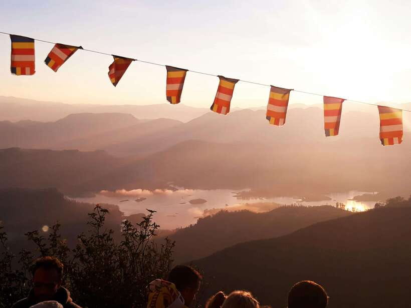 Sacred Sunrise Adventure: Adam’s Peak Day Tour - Temple bells, pilgrims, and finding your sunrise spot