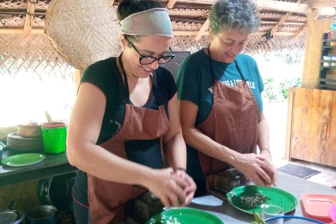 Sajee’s Place Cooking Class - Coconut milk from scratch: the skill behind many Sri Lankan flavors