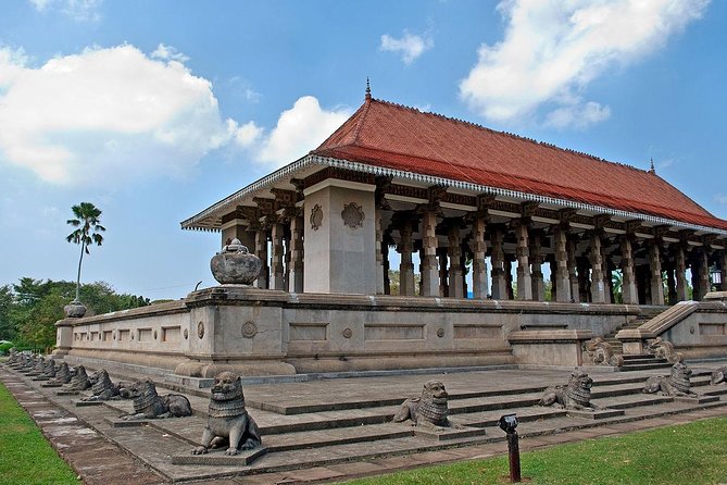Shore Excursion Kelaniya Temple & Colombo City Tour - Quick Takeaways