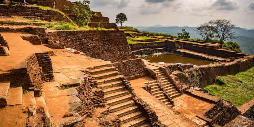 Sigiriya and Pidurangala Rock From Colombo - Logistics that can make or break your day