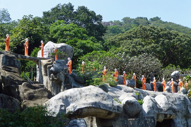 Sigiriya-Dambulla Day Trip From Hikkaduwa/Galle/Unawatuna/Mirissa -All Inclusive - Dambulla Cave Temple: the Golden Temple and its rock cave complex