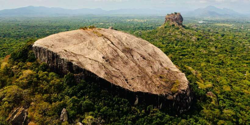 Sigiriya & Dambulla: Private Day Tour From Trincomalee - Dambulla Cave Temple and Golden Buddha Statue: UNESCO Caves With Details You’ll Notice