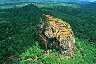 Sigiriya Day Tour from Colombo with Hotel Pick up - Dambulla Cave Temple: Buddha Paintings in a UNESCO World Heritage Cave (1h)