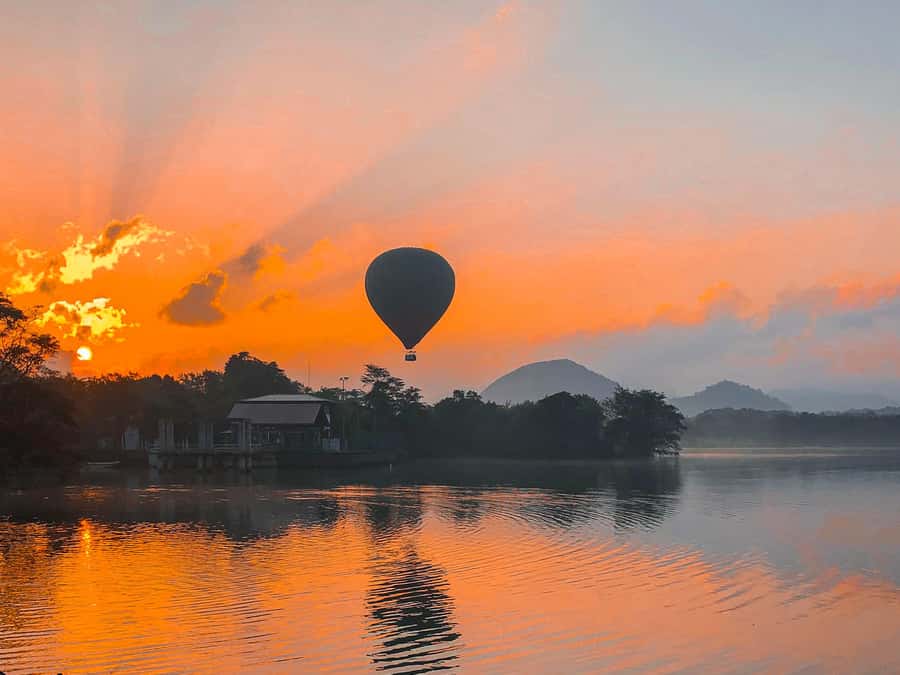 Sigiriya: Hot Air Balloon Ride - Season, daily schedule, and who this ride suits best