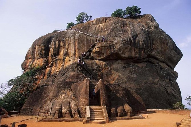 Sigiriya Rock and Dambulla Cave Temples from Negombo (All inclusive day tour) - Stop 2: Dambulla Cave Temples and a 160 m Rock Setting
