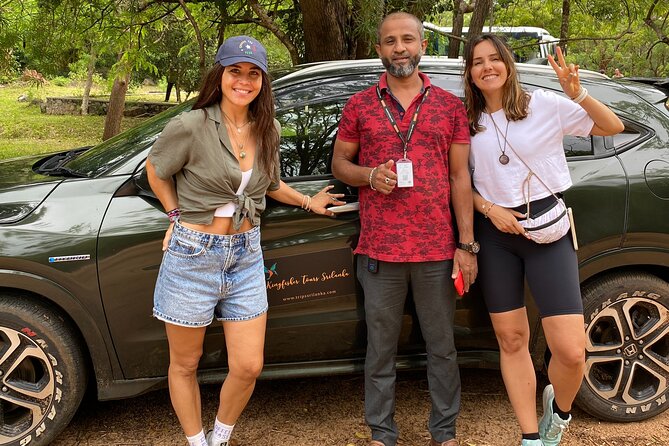 Sigiriya Rock Fortress and Cave Temples Day Trip - Stop 4: Sigiriya Craft Village and village-style life