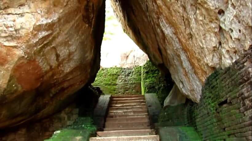 Sigiriya: Rock Fortress Private Guided Walking Tour - Should You Book This Sigiriya Private Guided Walking Tour?