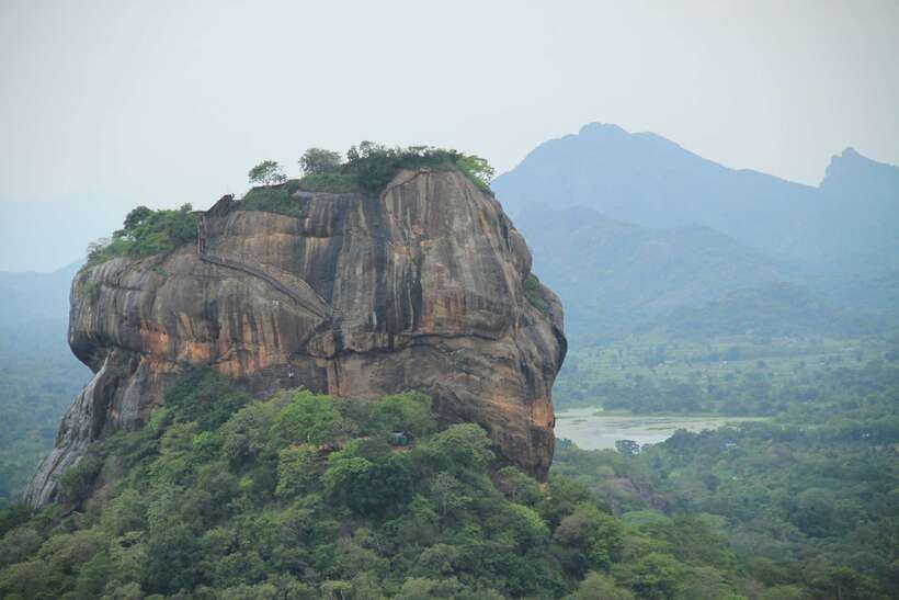 Sigiriya: Rock Fortress Private Guided Walking Tour - Lion’s Head and Lion’s Paws: The Summit Icon You Should See Slowly