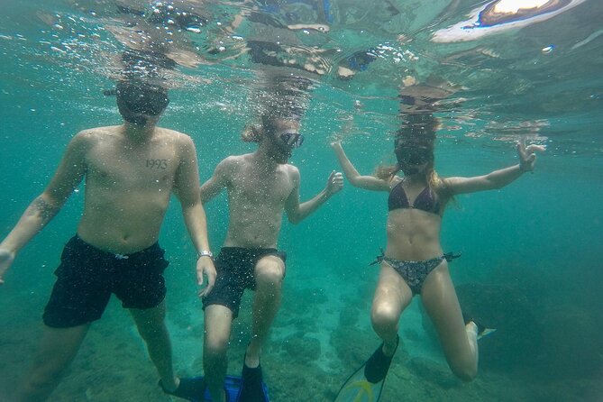 Snorkeling On Beautiful Rock Island - Unawatuna by Boat - Getting ready: gear fitting, life vest, and what it changes