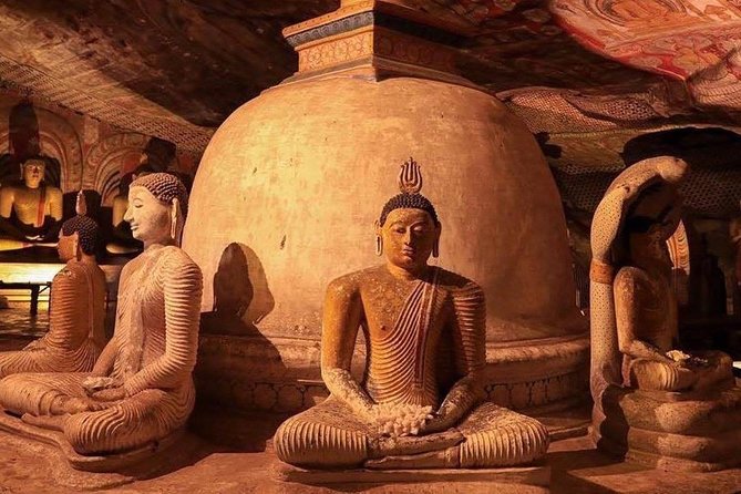 Sri Lanka 03 night 04 days budget tour package - Colombo to Kandy: Your Arrival Day Starts Moving
