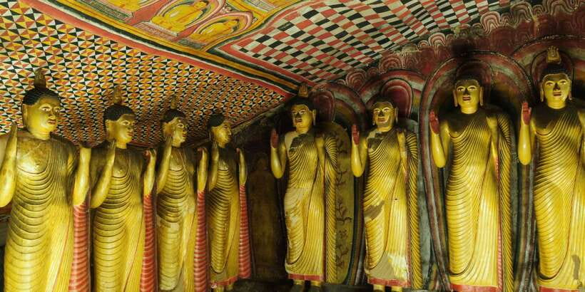 Sri Lanka Bentota: Day Trip to Sigiriya and Dambulla Temple - Logistics that save you stress: timing, clothes, and breaks