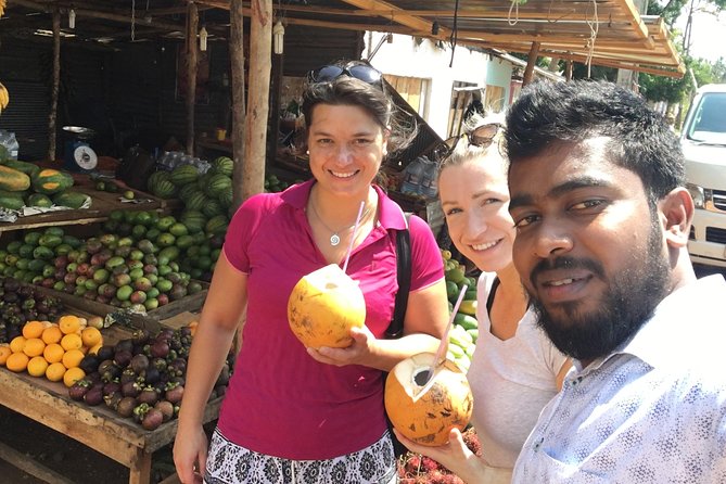 sri lanka Holiday Round tour 13-Days with driver, vehicle and H/B accommodations - Kandy: temples, culture, and a festival-sized possibility