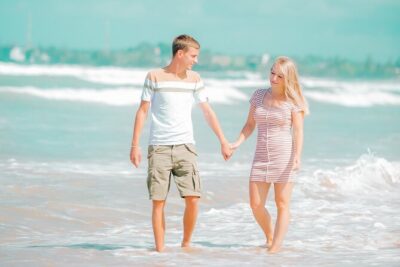Sri Lanka Honeymoon Tour 7 Days - Day 1: Colombo airport to Kandy, plus Tooth Relic and a cultural dance show