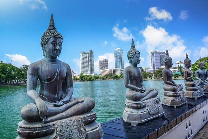 Sri Lanka Private car charter with driver and fuel. - Weather, real-life flexibility, and how to avoid day-of headaches
