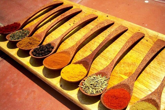 Sri Lanka Private Tour 10 DAYS Driver/Vehicle/Accommodation H/B - Key things I’d clock before booking