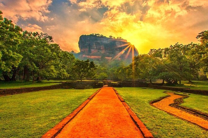 Sri Lanka Private Tour 10 DAYS Driver/Vehicle/Accommodation H/B - Polonnaruwa and national park driving: a full day of ruins + nature