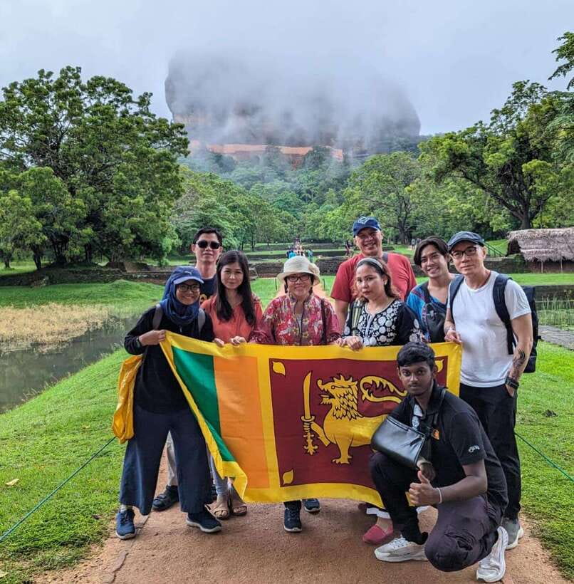 Sri Lanka private tour package 10 Days. and luxury hotel - Getting from Katunayaka Airport to Sigiriya (and why Day 1 matters)