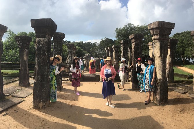 Sri Lanka round tour - Your guide matters: Anush, Shiran, Asanka, and the flexibility factor