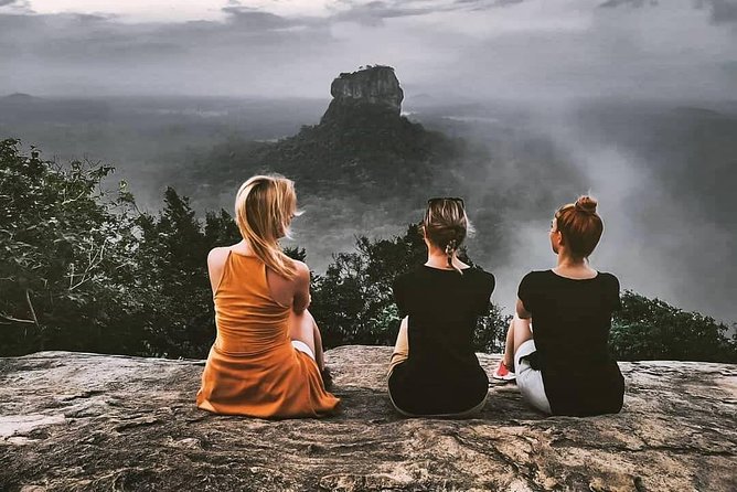 Sri Lanka tour itinerary . 6N/7D with driver, vehicle and H/B accommodations - Day 5: The Nanuoya-to-Ella train ride that people remember