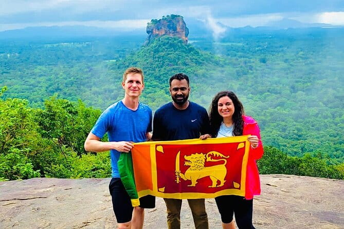 Sri Lanka Tour Plan - 14 Days - Private Transport And Hotel - Pidurangala, craft village life, and the Minneriya elephant day