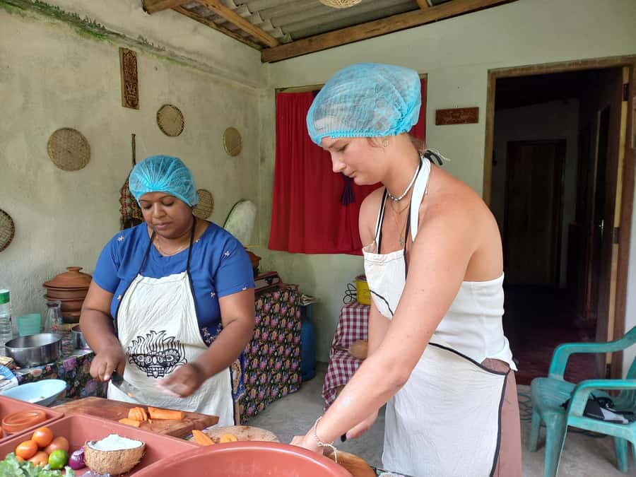 Sri Lankan Cookery with Nilu - Enjoying your cooking at Nilu’s home: the payoff