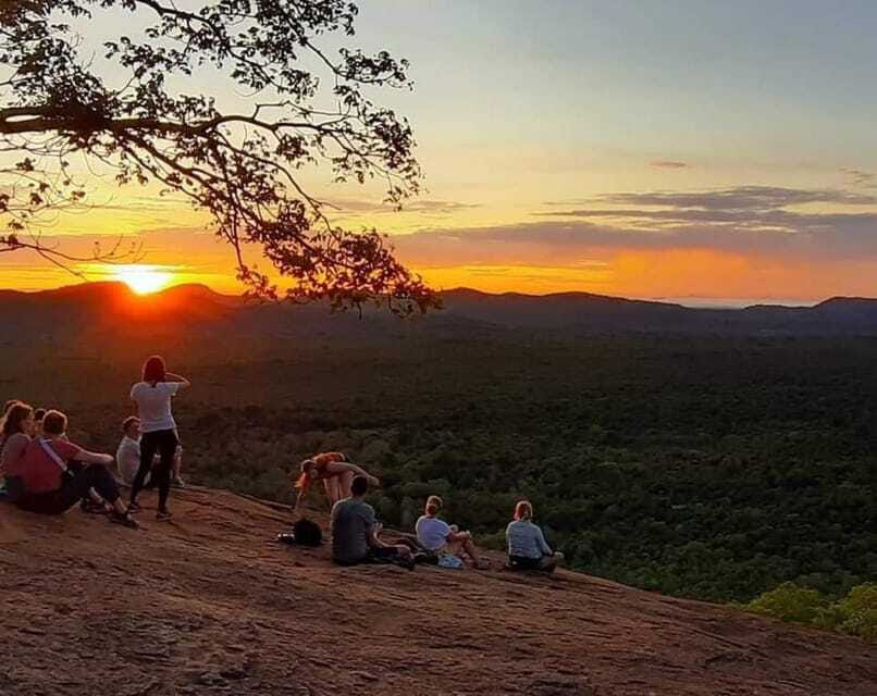 Sunrise or Sunset Tour to Pidurangala Rock with Scenic Views - Your 2.5-Hour Rhythm: Balanced Time for Climbing and Being Still