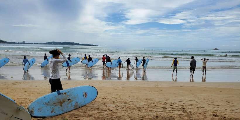 Surf & Stay – Private Surf Lesson Experience in Weligama - Weligama Bay: Why This Private Lesson Fits Beginners