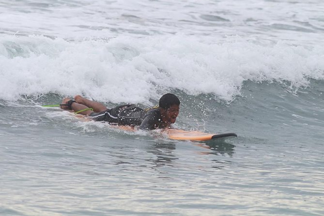 Surfing in Weligama - Beachside Road meeting point: timing and flow