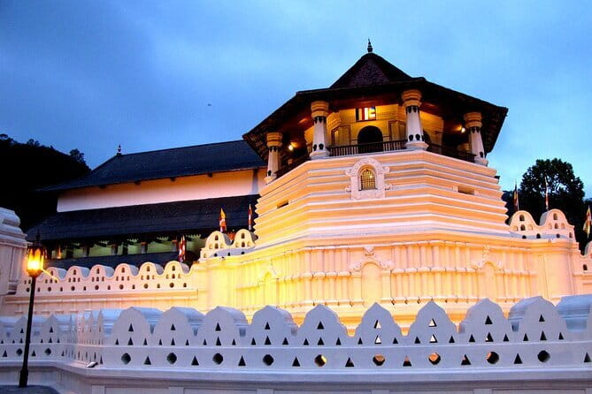Tailor-made Multi-day Private Tour Packages in Sri Lanka - Price and what your $30 booking is actually doing