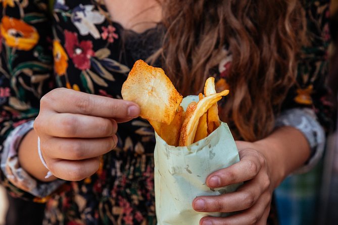 The 10 Tastings of Colombo With Locals: Private Street Food Tour - What You’ll Eat and Sip: 8 Dishes Plus 2 Non-Alcoholic Drinks