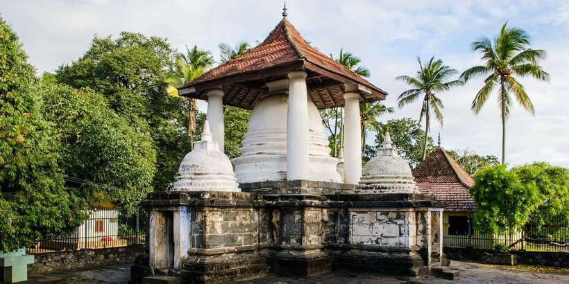 Three Temples Loop In Kandy Day Tour By Tuk Tuk - Quick Takes Before You Go