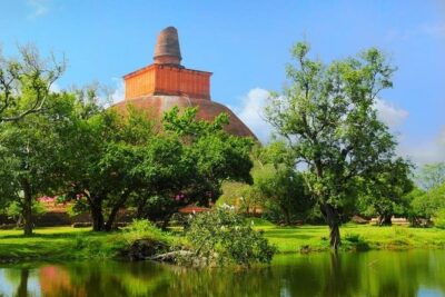 Tour Packages in Sri Lanka - Most Popular Round Tour - All in One Tour - Sigiriya Lion Rock, then Dambulla: the cultural triangle in full color