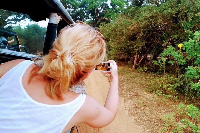 Tour Packages in Sri Lanka - Most Popular Round Tour - All in One Tour - Kandy gardens and tea country: Peradeniya, then Bluefield’s factory stops